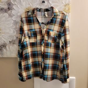 Lara Plaid Top